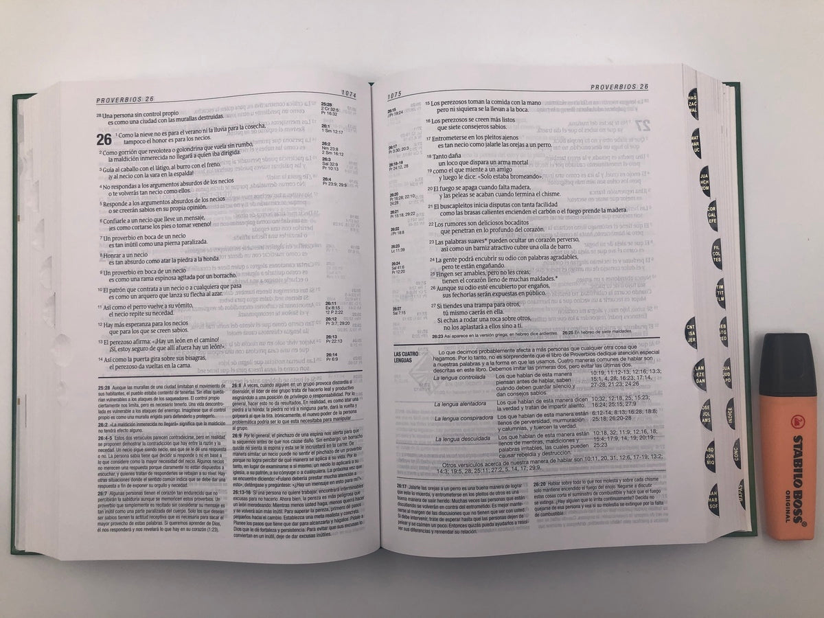 Biblia de estudio Diario Vivir NTV Tapa Dura con índice