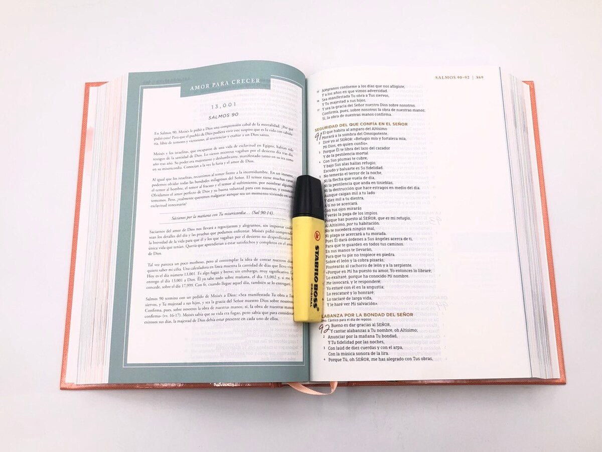 Biblia Ama a Dios grandemente Tapa dura