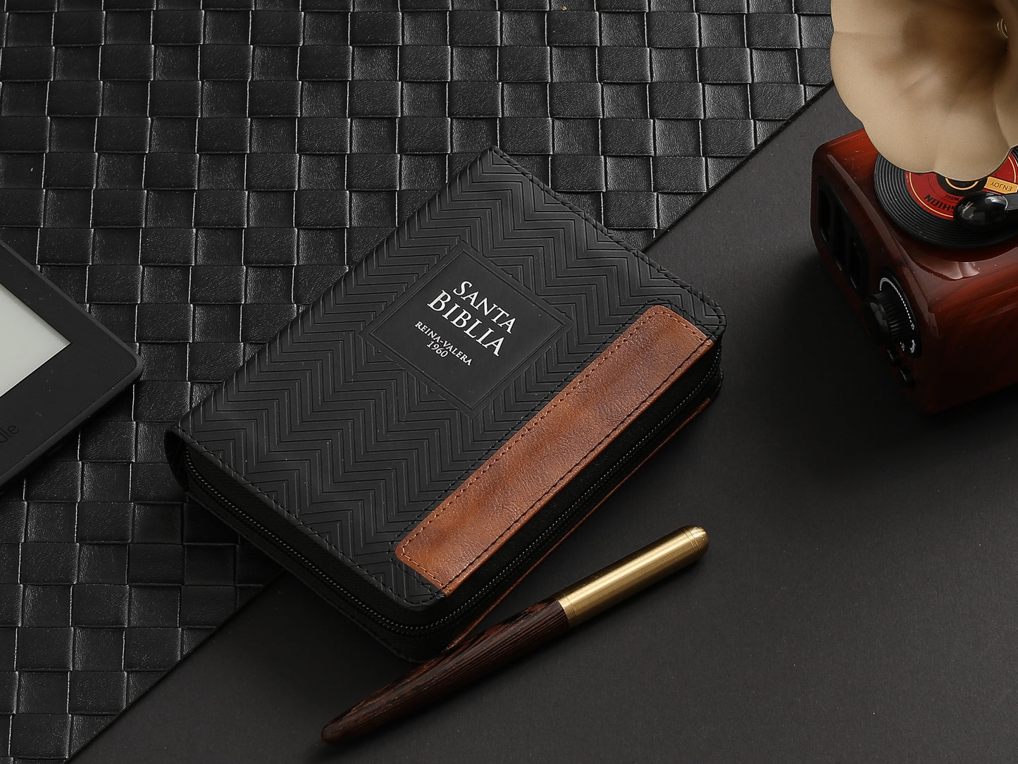Biblia RVR60 Bolsillo Negro